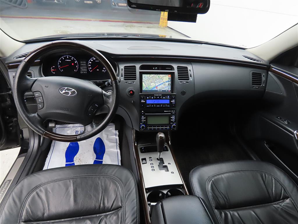 HYUNDAI Grandeur - Vista 7