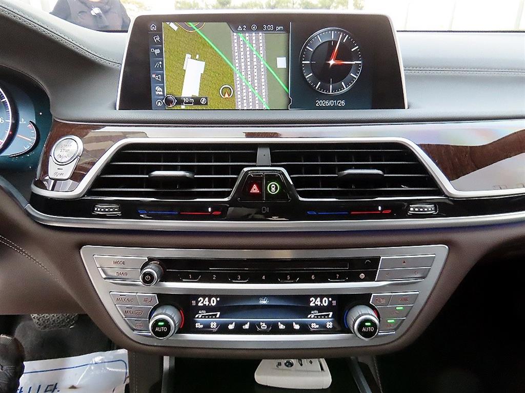 BMW 7 Series - Vista 12