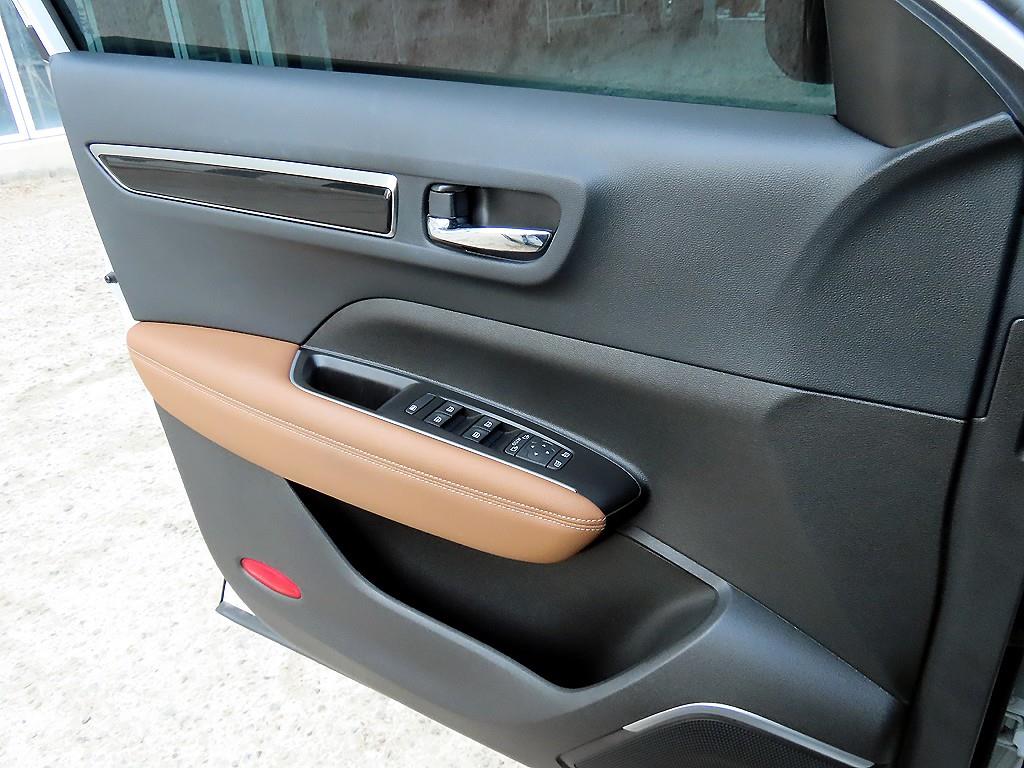 SAMSUNG QM6 - Vista 11