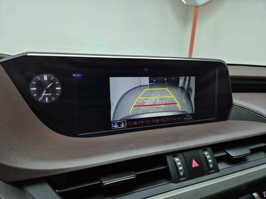 Lexus ES 2021 Gold color - Importación desde Corea - HF Imports Iquique - Foto 15