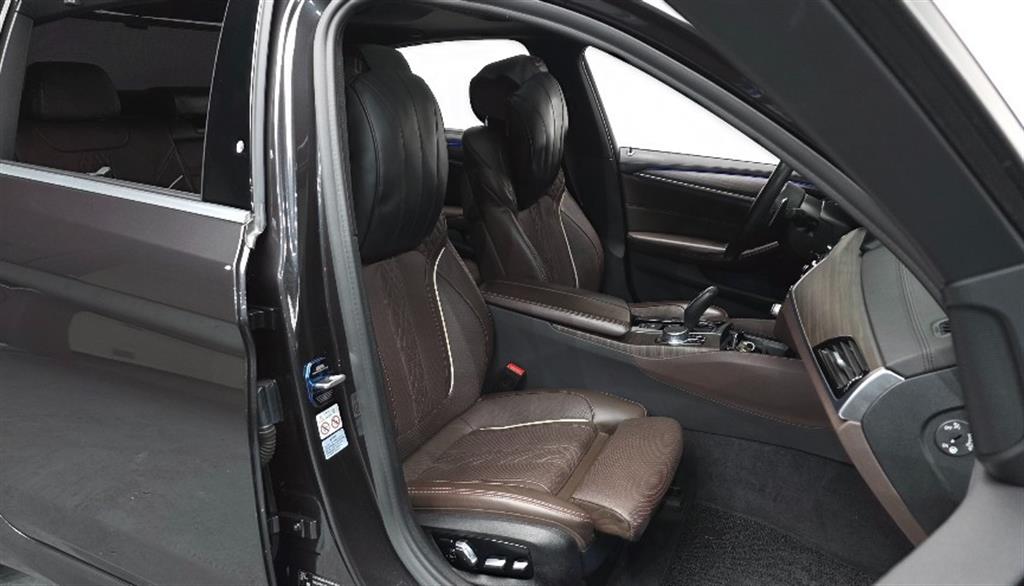 BMW 5 Series - Vista 9