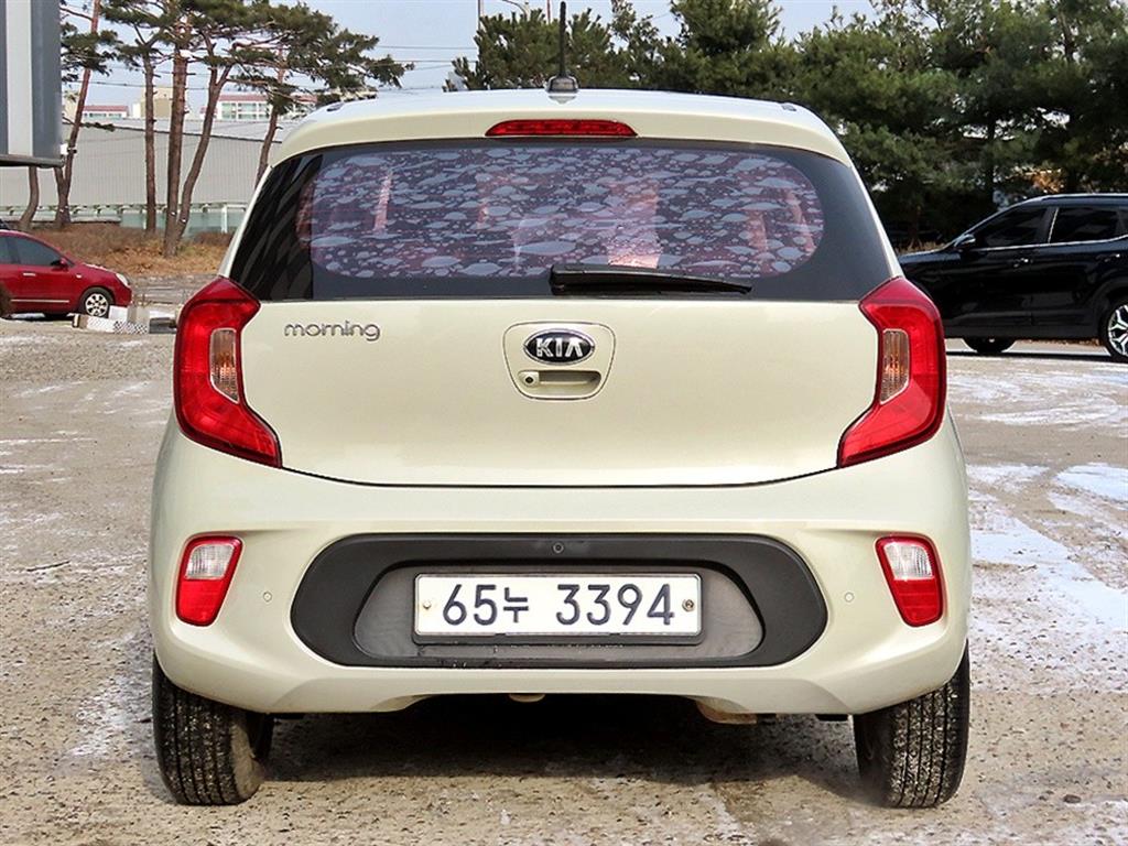 KIA Morning - Vista 4