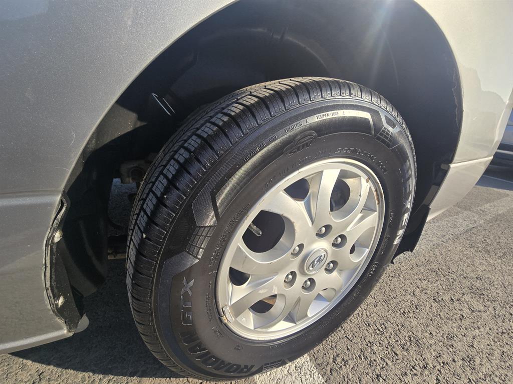 HYUNDAI Starex 2012 Gris - Importación desde Corea - HF Imports Iquique - Foto 19