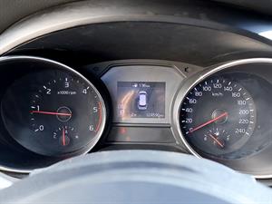 KIA Carnival - Vista 12