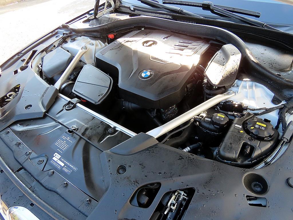 BMW 5 Series 2020 Blanco - Importación desde Corea - HF Imports Iquique - Foto 19