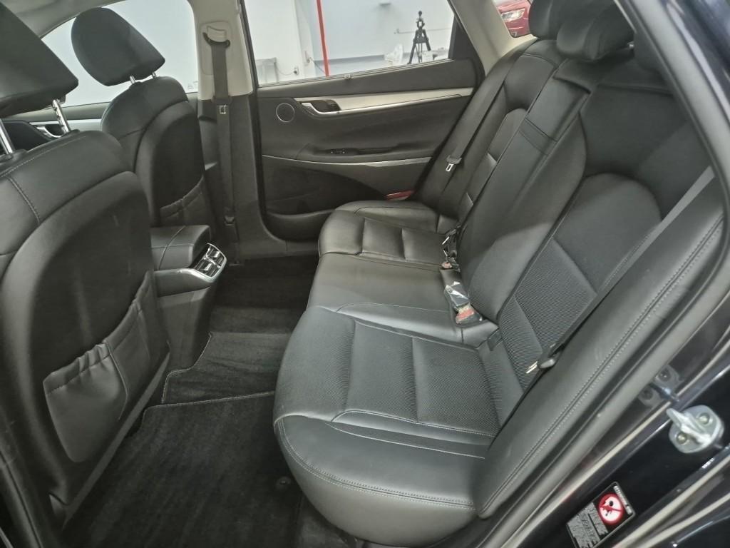 HYUNDAI Grandeur - Vista 12