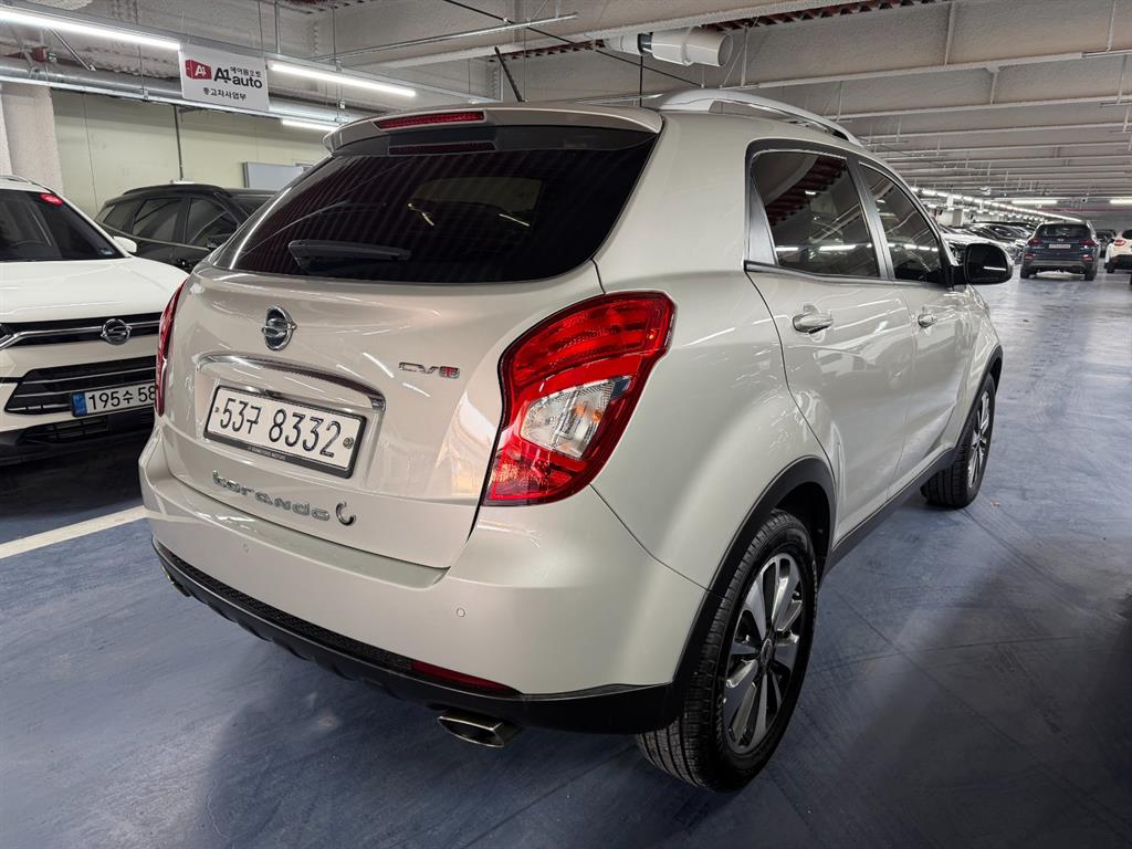Ssangyong Korando - Vista 6