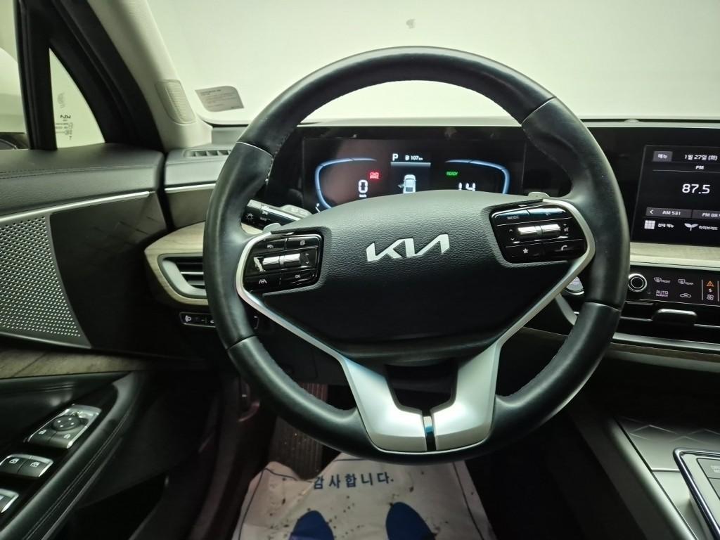 KIA K8 - Vista 9