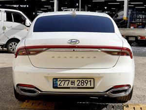 HYUNDAI Grandeur - Vista 6