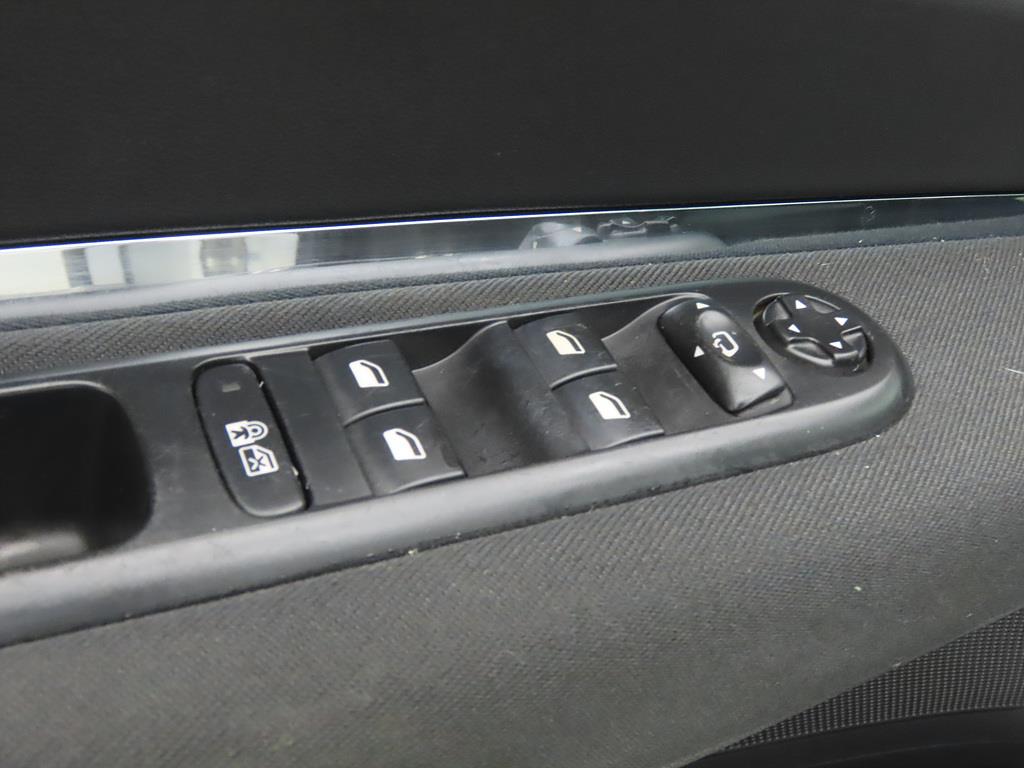 Peugeot 3008 2014 Gris - Importación desde Corea - HF Imports Iquique - Foto 13