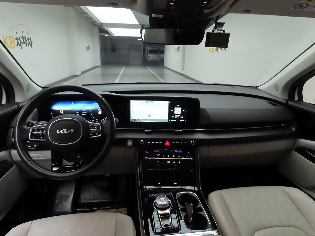 KIA Carnival - Vista 6