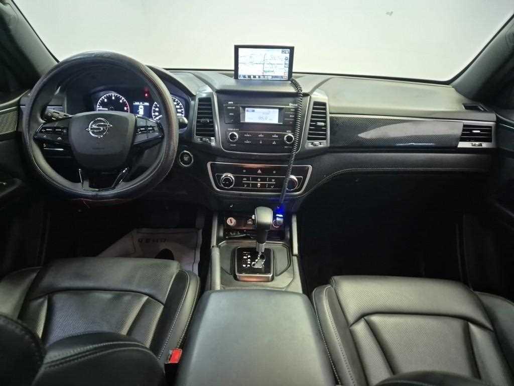 Ssangyong Rexton - Vista 7