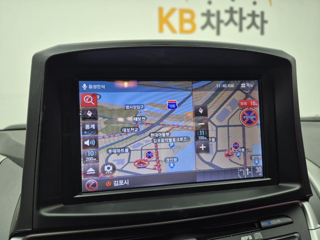 HYUNDAI Avante 2011 Plateado - Importación desde Corea - HF Imports Iquique - Foto 13