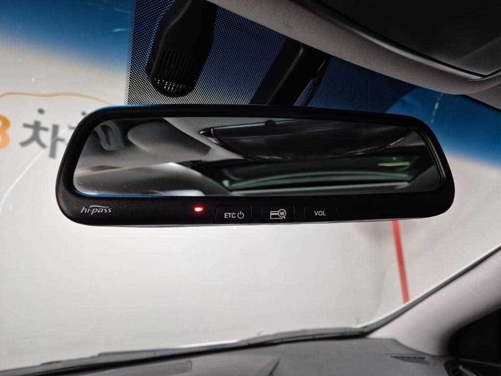 HYUNDAI Grandeur 2016 Blanco - Importación desde Corea - HF Imports Iquique - Foto 17