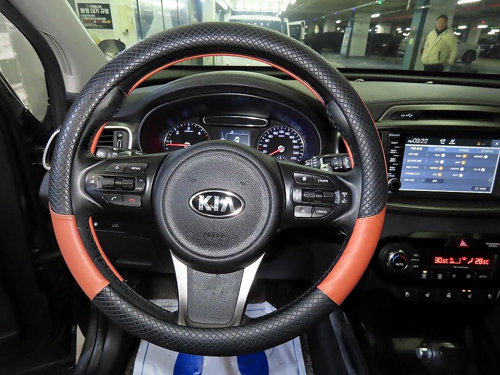 KIA Sorento - Vista 8