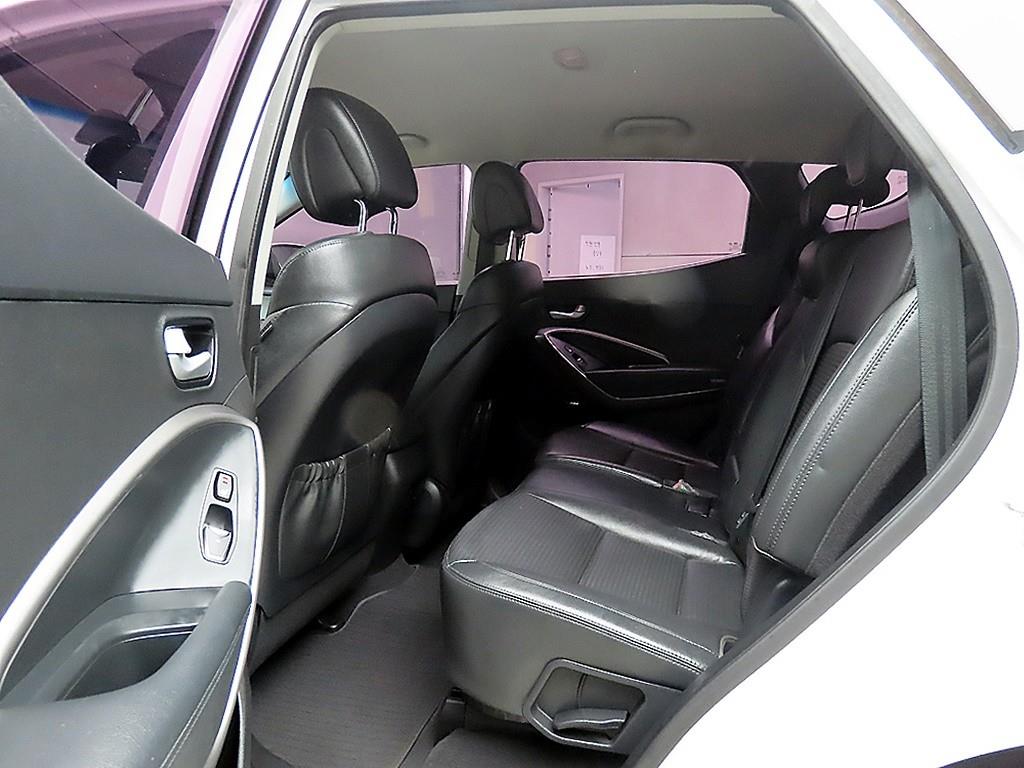 HYUNDAI Santa Fe - Vista 6