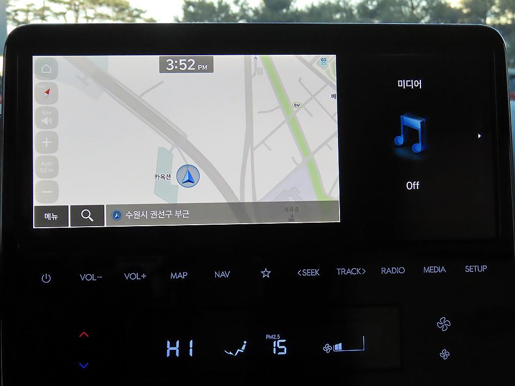 HYUNDAI Staria 2025 Gris - Importación desde Corea - HF Imports Iquique - Foto 14