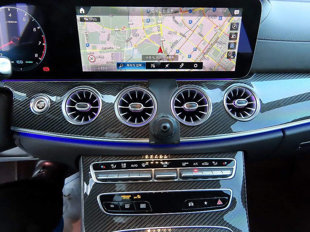 Mercedes Benz CLS Class - Vista 12