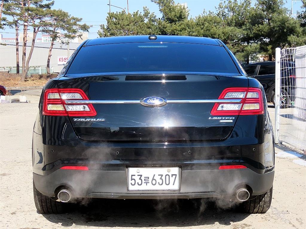 Ford Torus - Vista 4