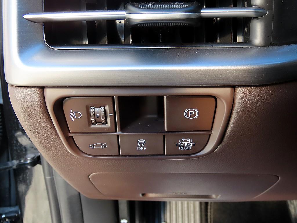 HYUNDAI Grandeur - Vista 12