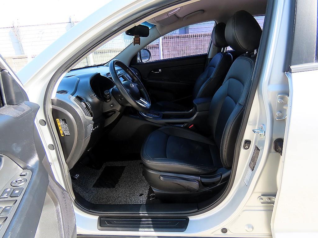 KIA Sportage - Vista 5