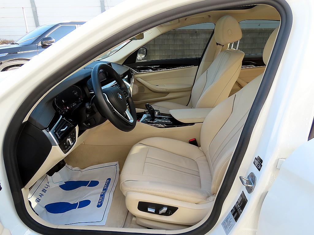 BMW 5 Series - Vista 5