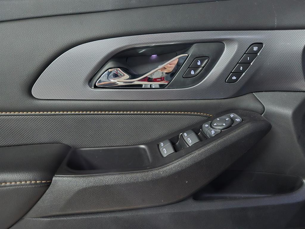 Chevrolet Travers - Vista 5