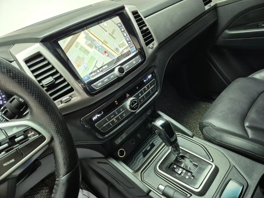 Ssangyong Rexton - Vista 10