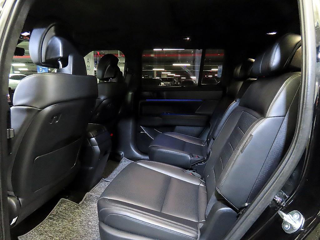 HYUNDAI Santa Fe - Vista 7