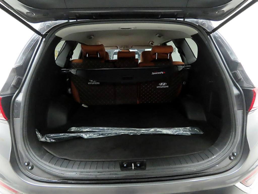 HYUNDAI Santa Fe - Vista 5