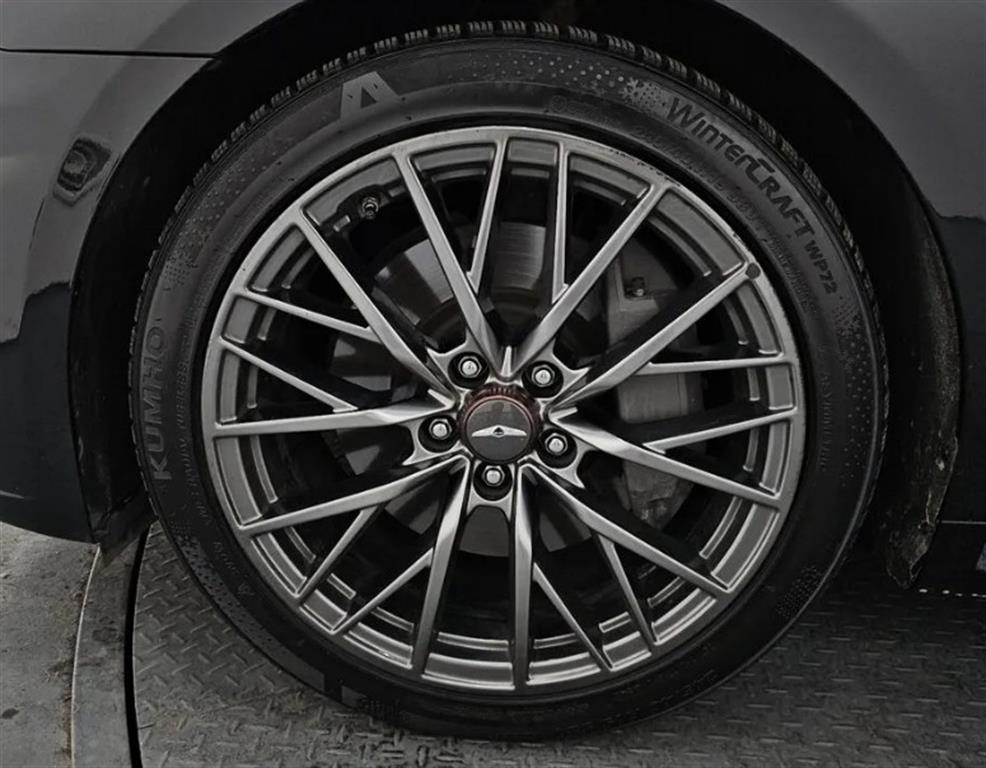 Genesis G80 - Vista 5