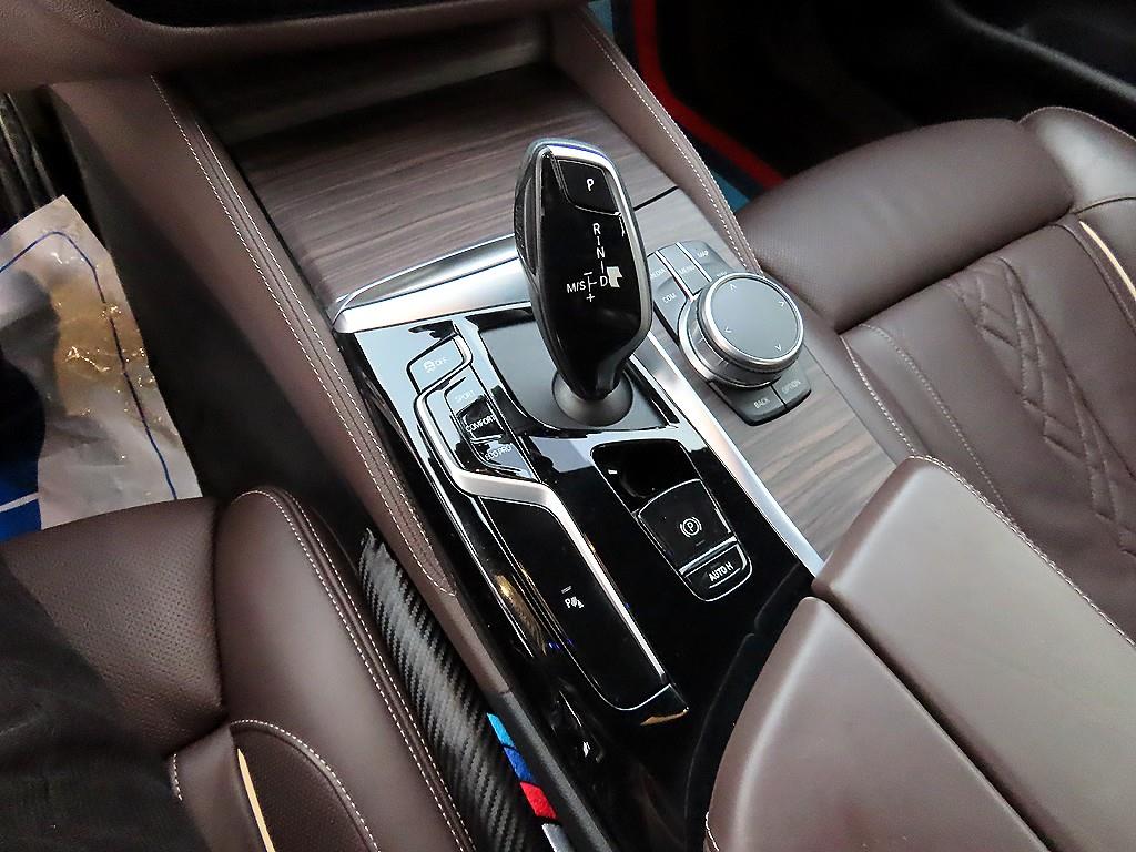 BMW 5 Series - Vista 11