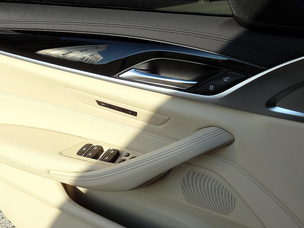 BMW 5 Series - Vista 12