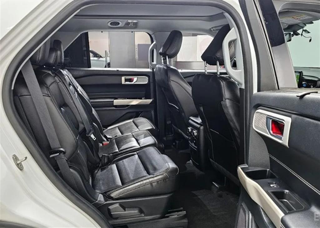 Ford Explorer - Vista 12