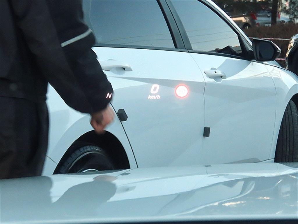 Mercedes Benz E class - Vista 10