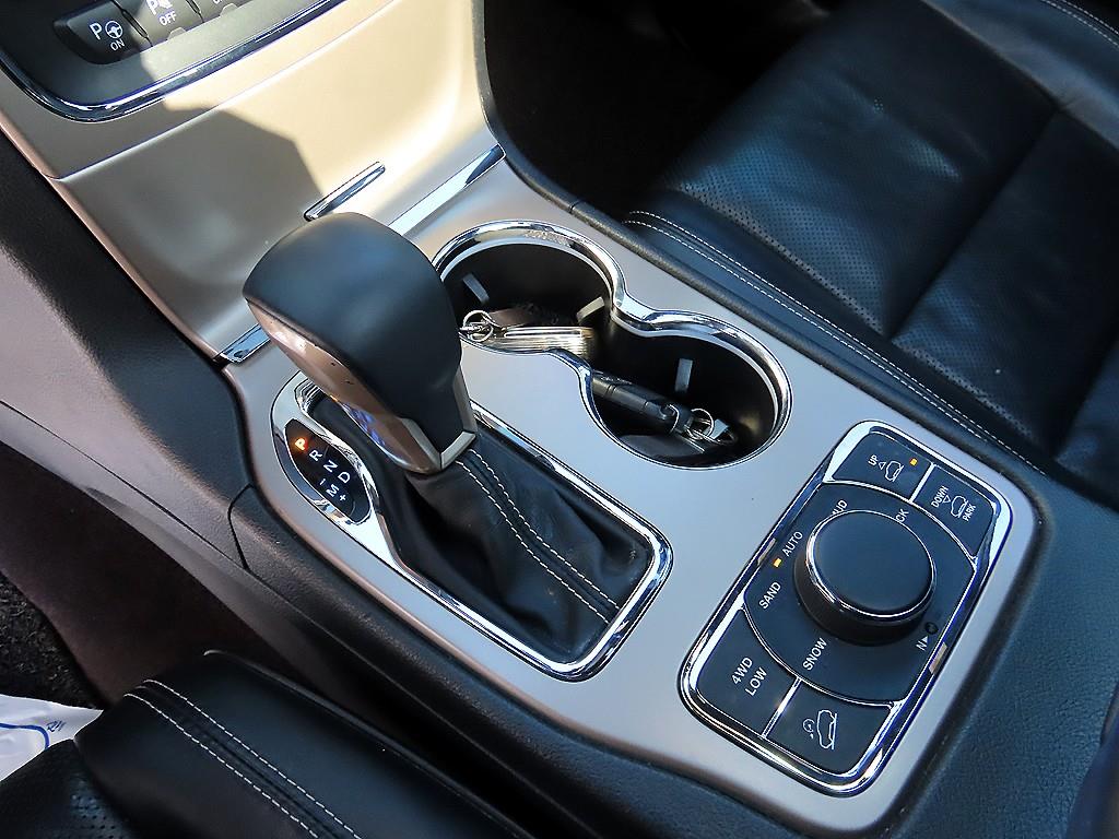 Jeep Cherokee - Vista 10