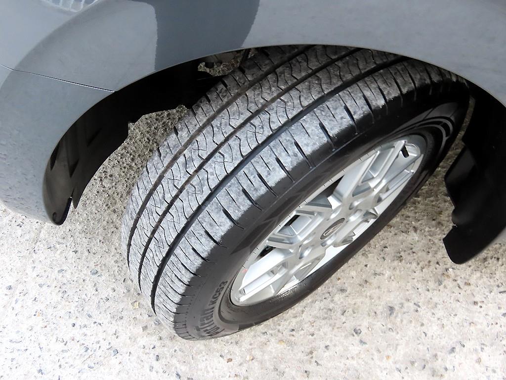 HYUNDAI Staria 2025 Gris - Importación desde Corea - HF Imports Iquique - Foto 20