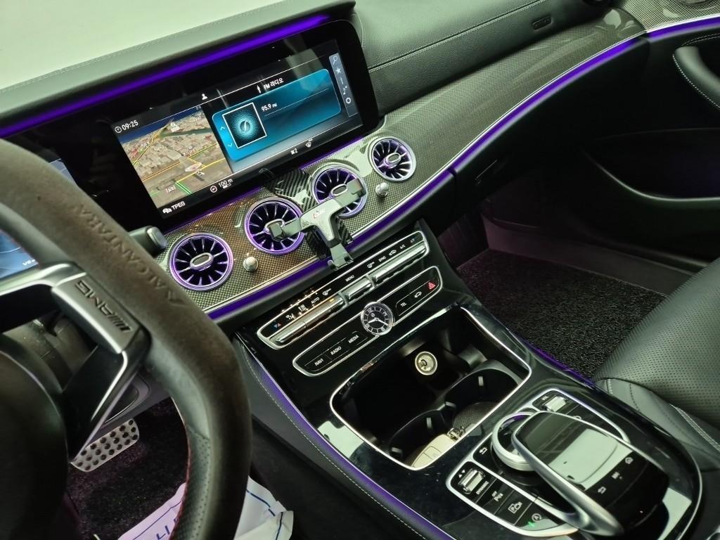 Mercedes Benz E class - Vista 9