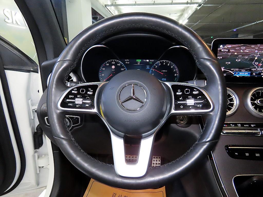 Mercedes Benz GLC Class - Vista 8