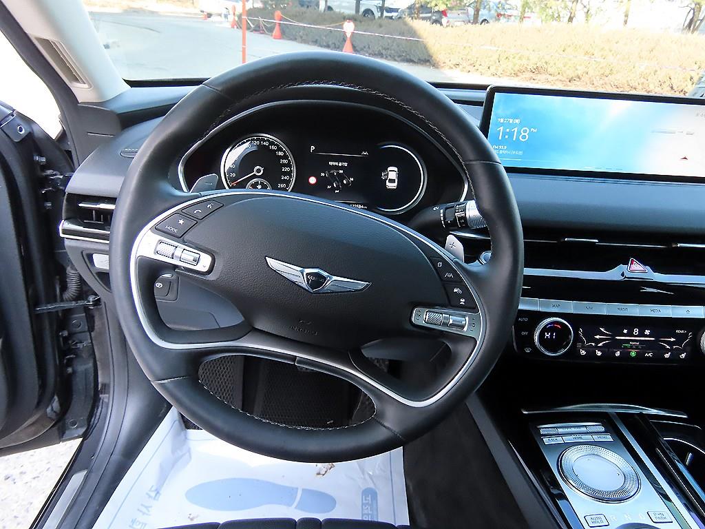 Genesis G80 - Vista 8