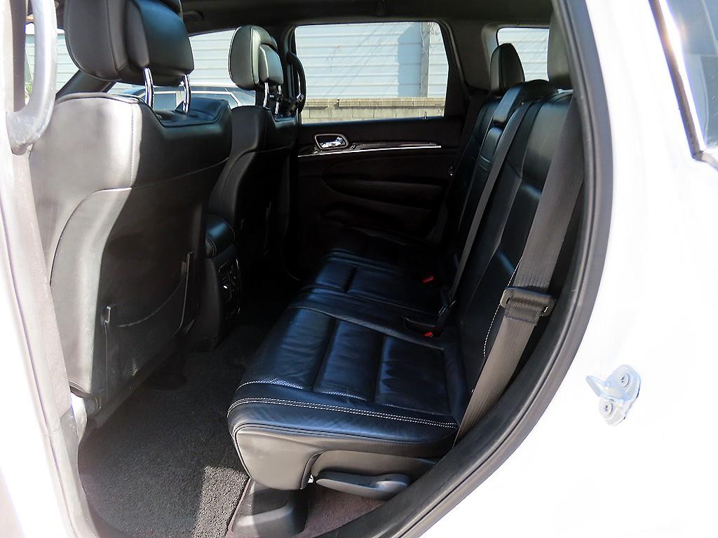 Jeep Cherokee - Vista 6