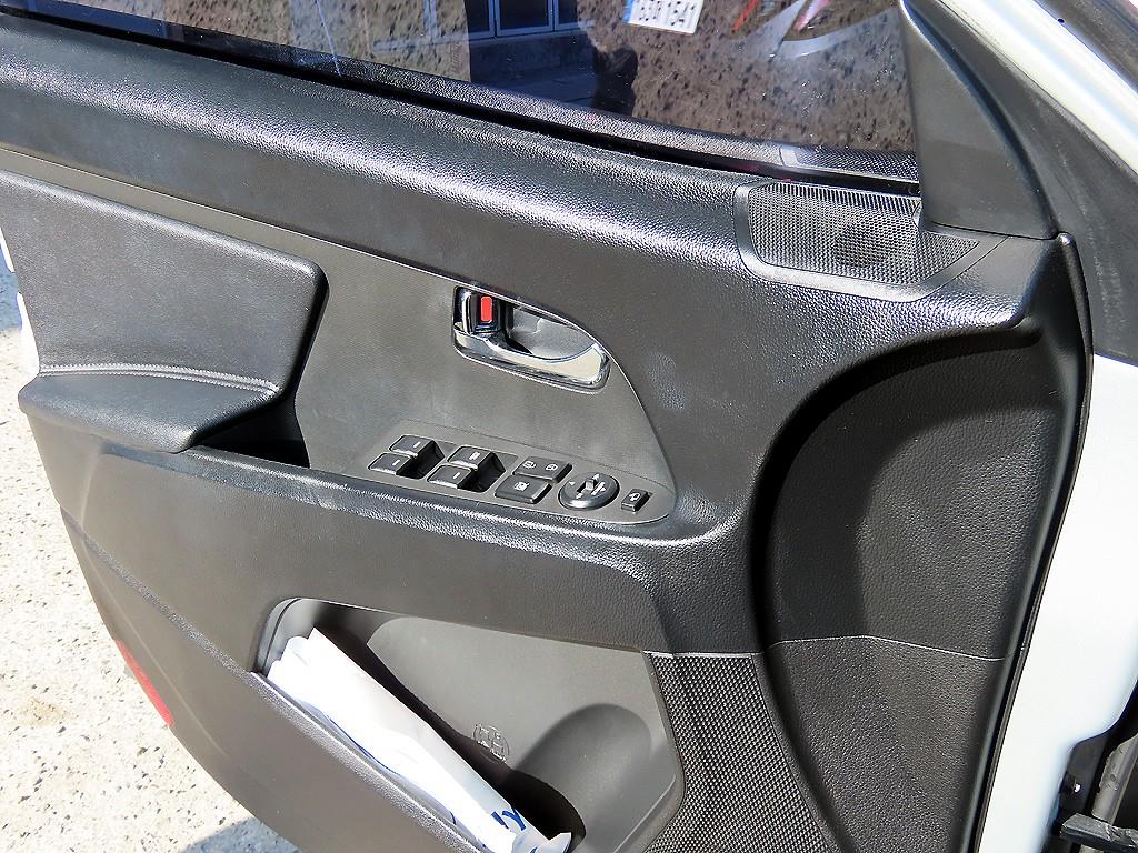 KIA Sportage - Vista 11