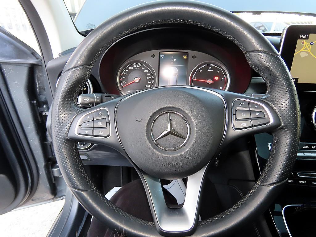 Mercedes Benz GLC Class - Vista 8