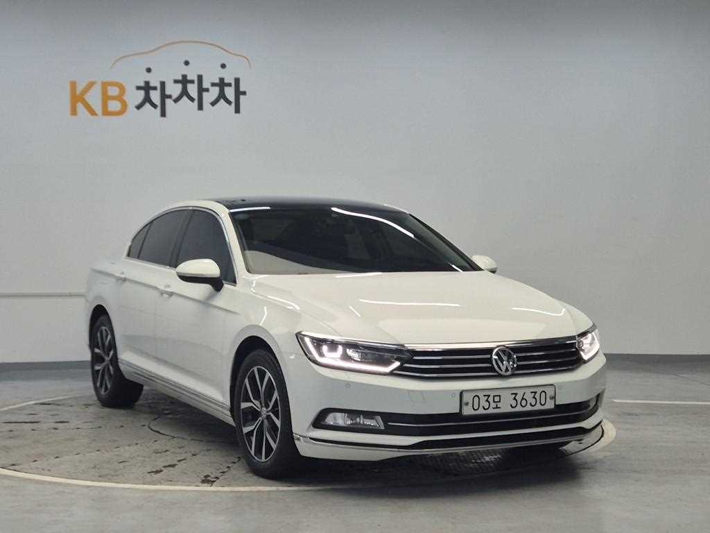 Volkswagen Passat - Vista 4