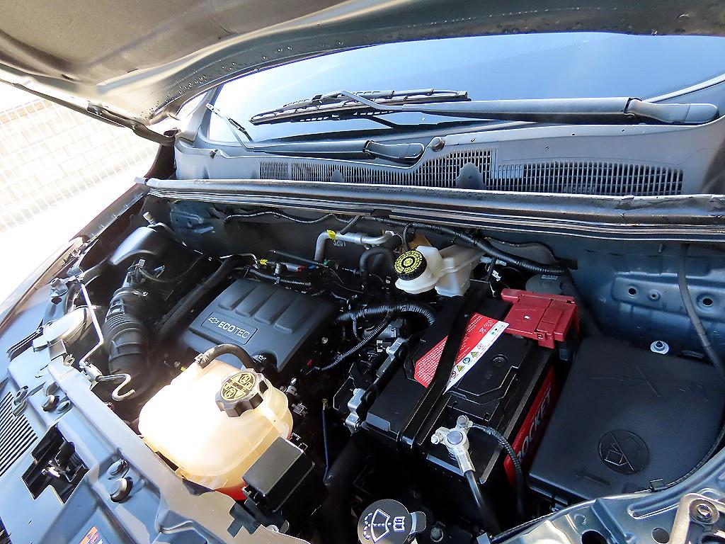 Chevrolet Trax 2021 Gris - Importación desde Corea - HF Imports Iquique - Foto 16