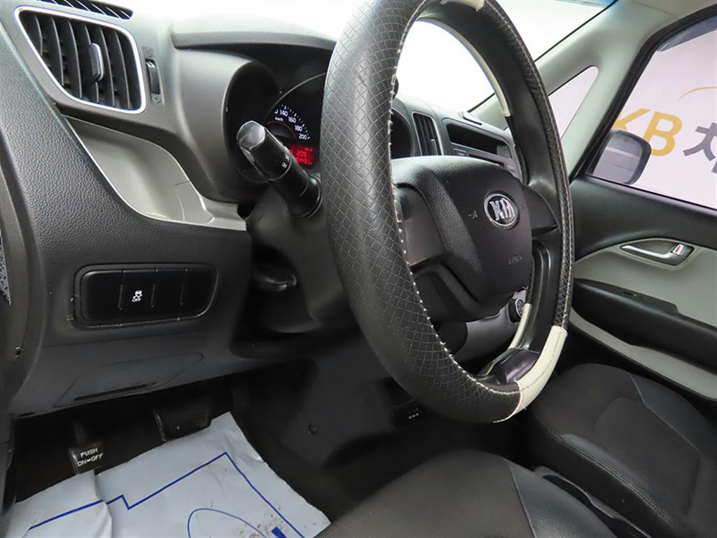 KIA Ray 2016 Blanco - Importación desde Corea - HF Imports Iquique - Foto 13