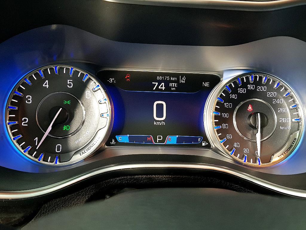 Chrysler 200 - Vista 7