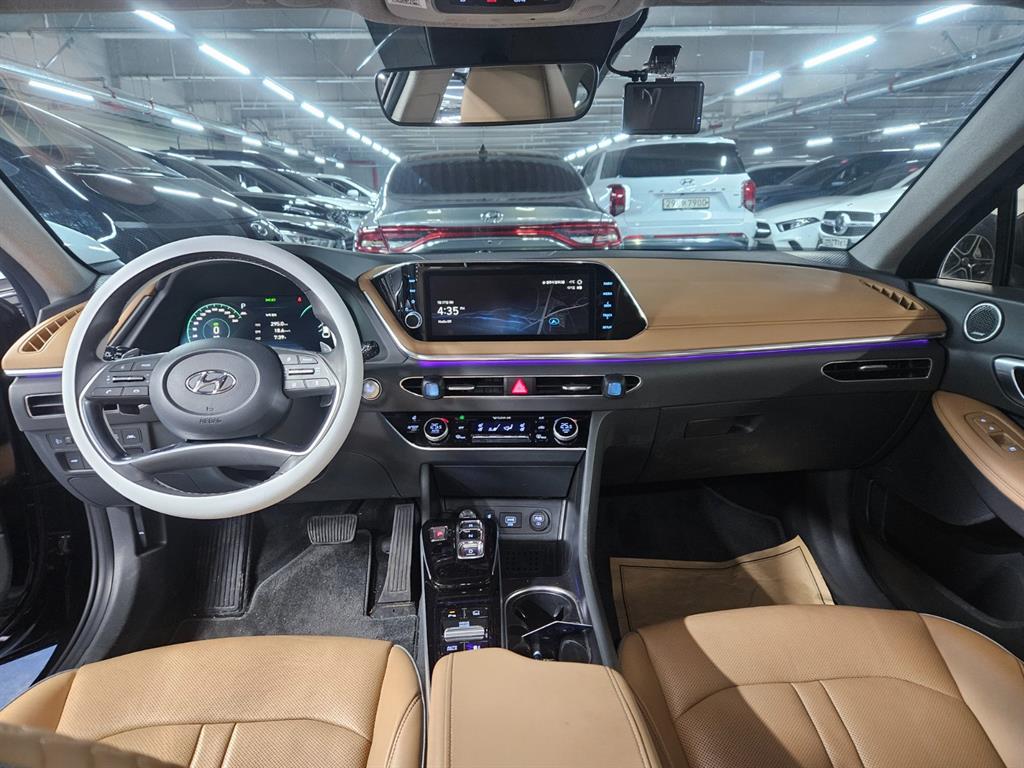 HYUNDAI Sonata - Vista 7