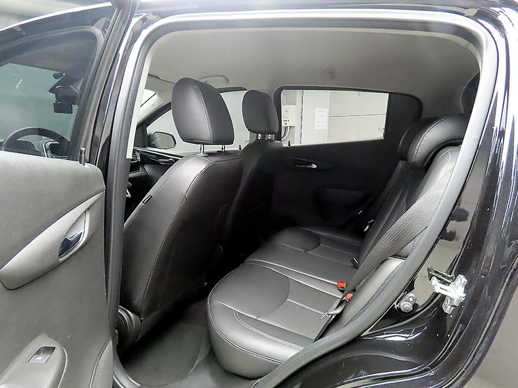 Chevrolet Spark - Vista 6