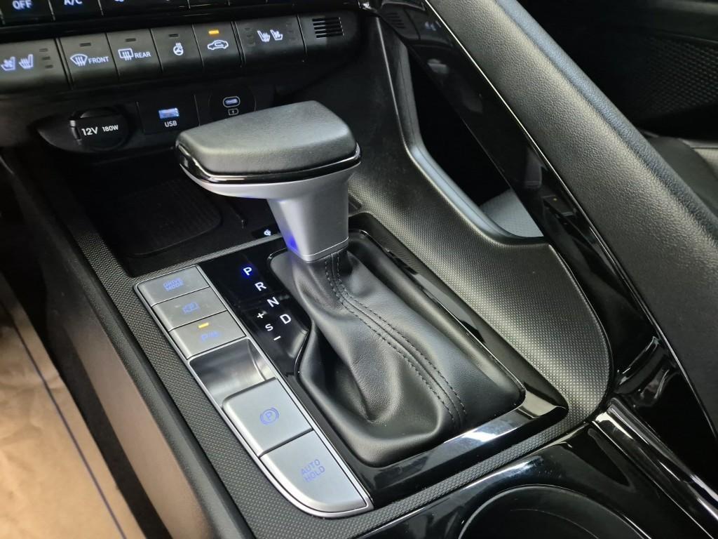 HYUNDAI Avante - Vista 7